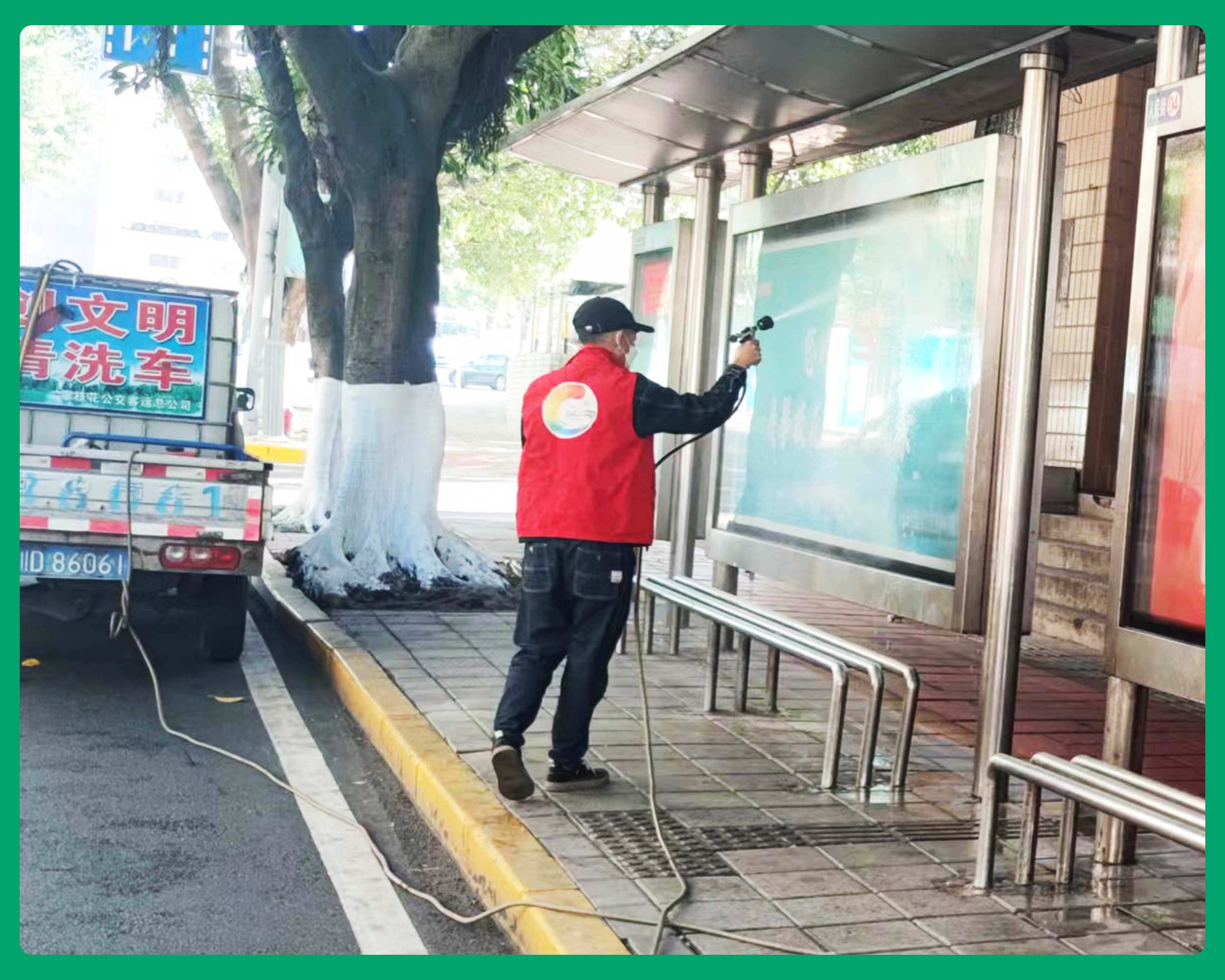 創(chuàng)建全國文明城市，公交廣告在行動